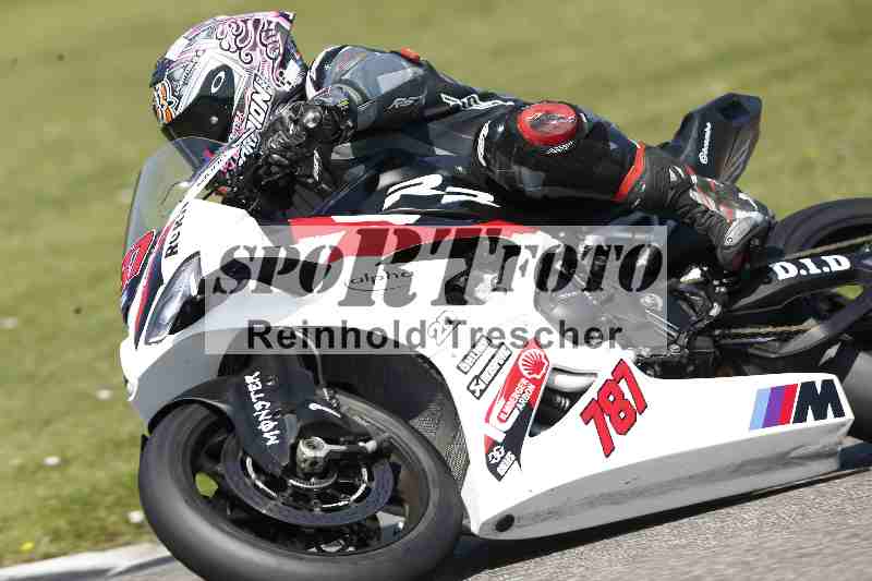 /44 09.08.2025 Plüss Moto Sport ADR/Freies Fahren/787